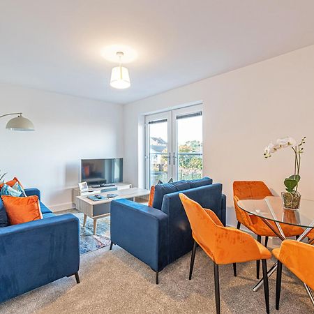 Gospel Heights Luxury Apartments With Parking Heswall Esterno foto