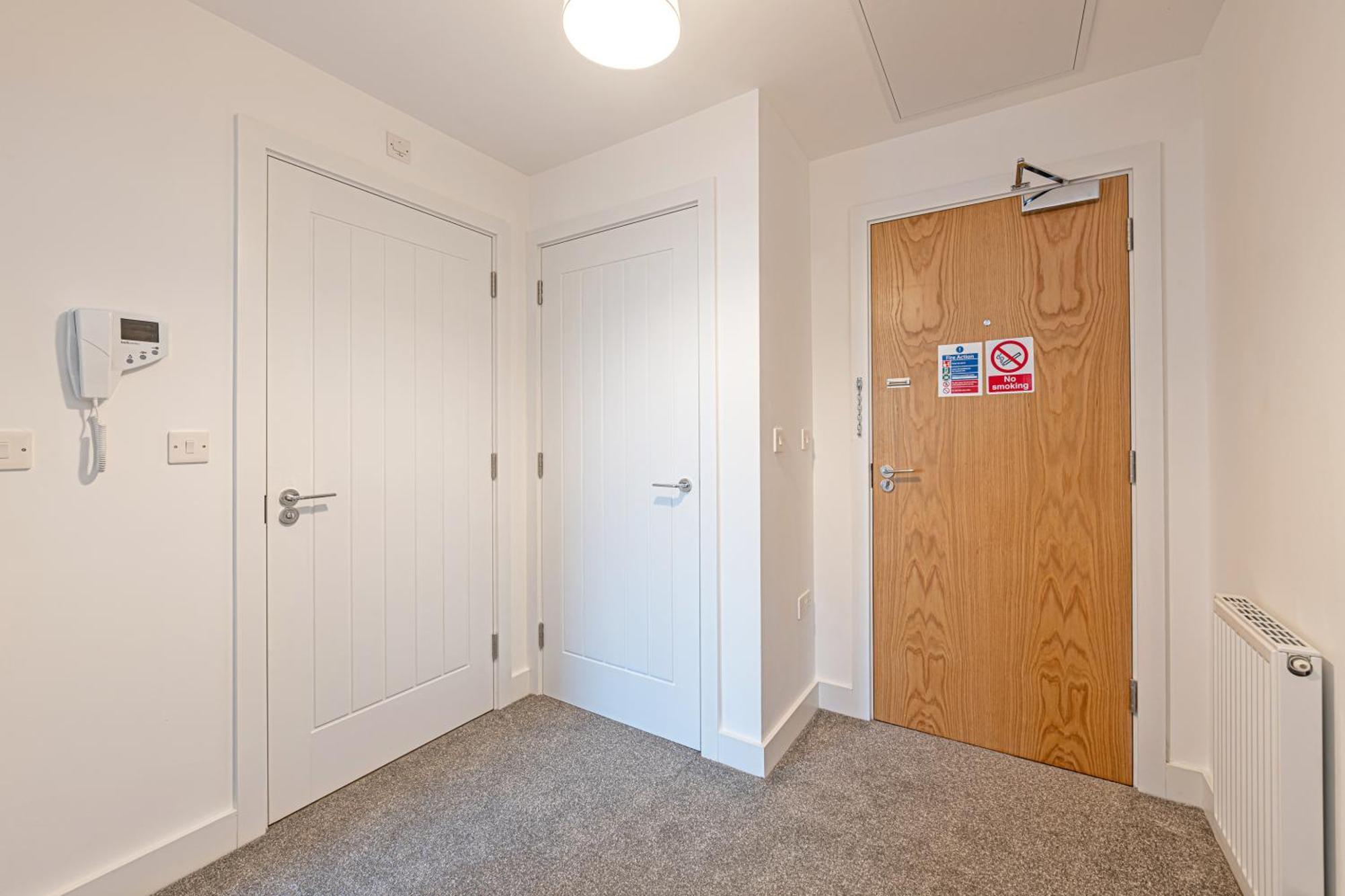 Gospel Heights Luxury Apartments With Parking Heswall Esterno foto